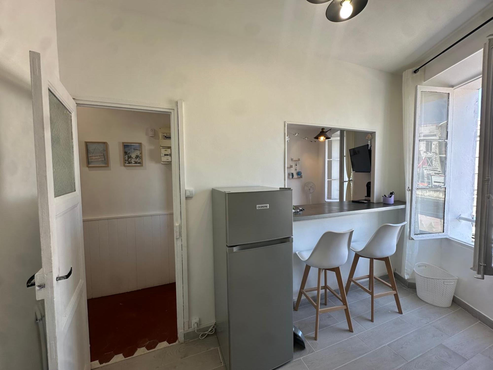 Etoile De Magnifique Deco Et Sable Fin, Votre Sejour A Commence Ici, Centre-ville Apartment *